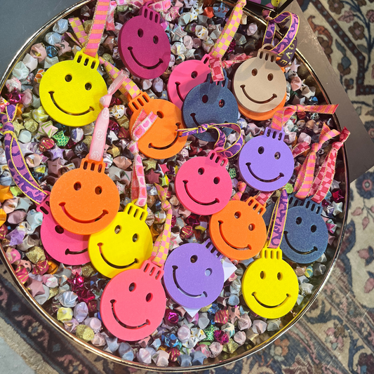 Smiley Kersthanger – Kleurrijk & Feestelijk