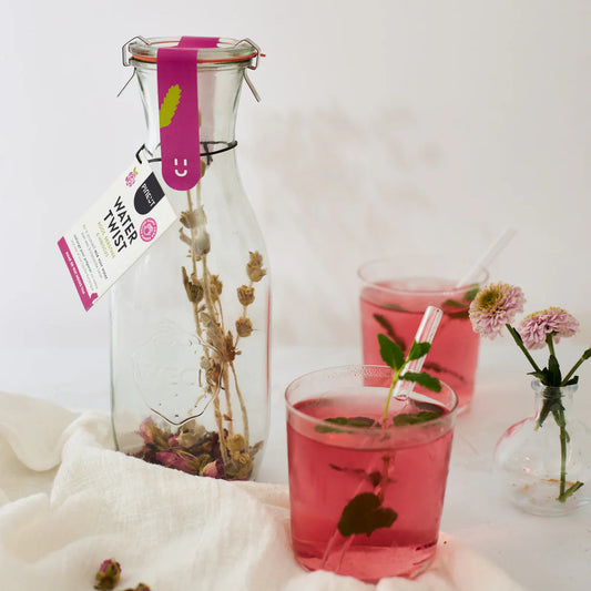 Water met smaak | Watertwist | Karaf | Roos, Bergthee & Hibiscus